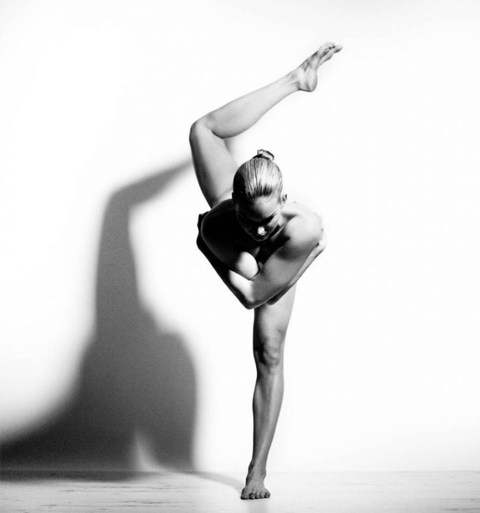 Nude Yoga Girl | Instagram