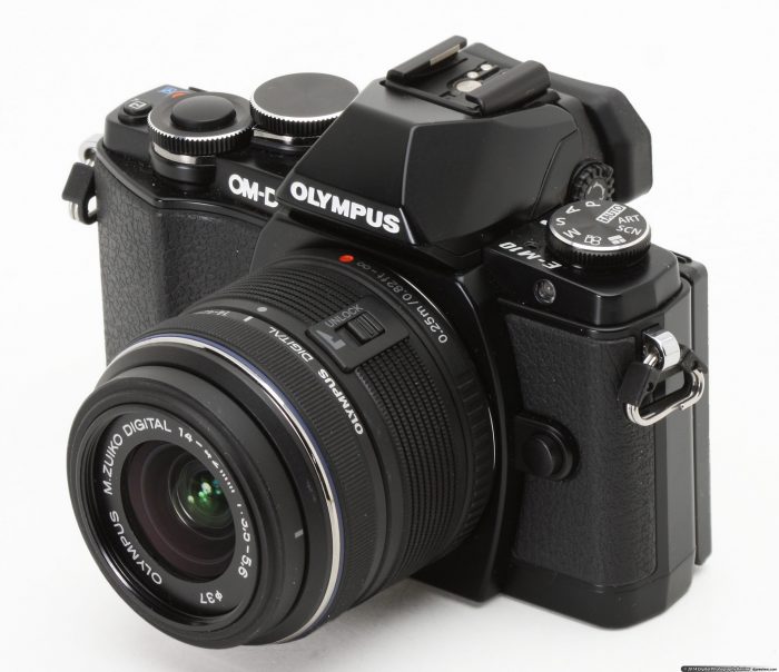 Olympus OM-D E-M10 side view